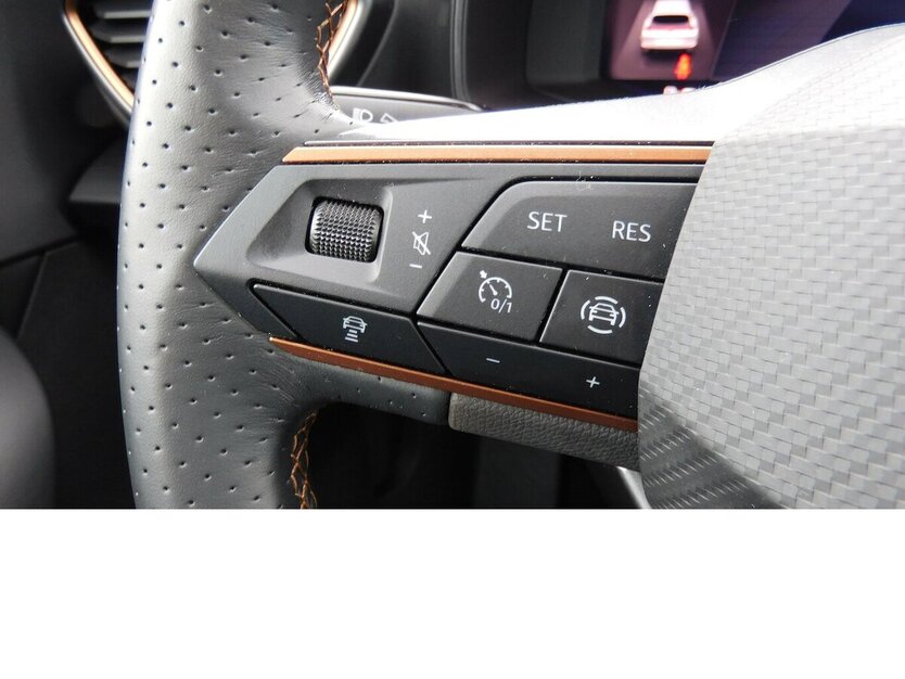 Cupra Formentor 1.5 TSI BMT Klima LED Navi 22.200 km 22.990 € Vordorf 38533