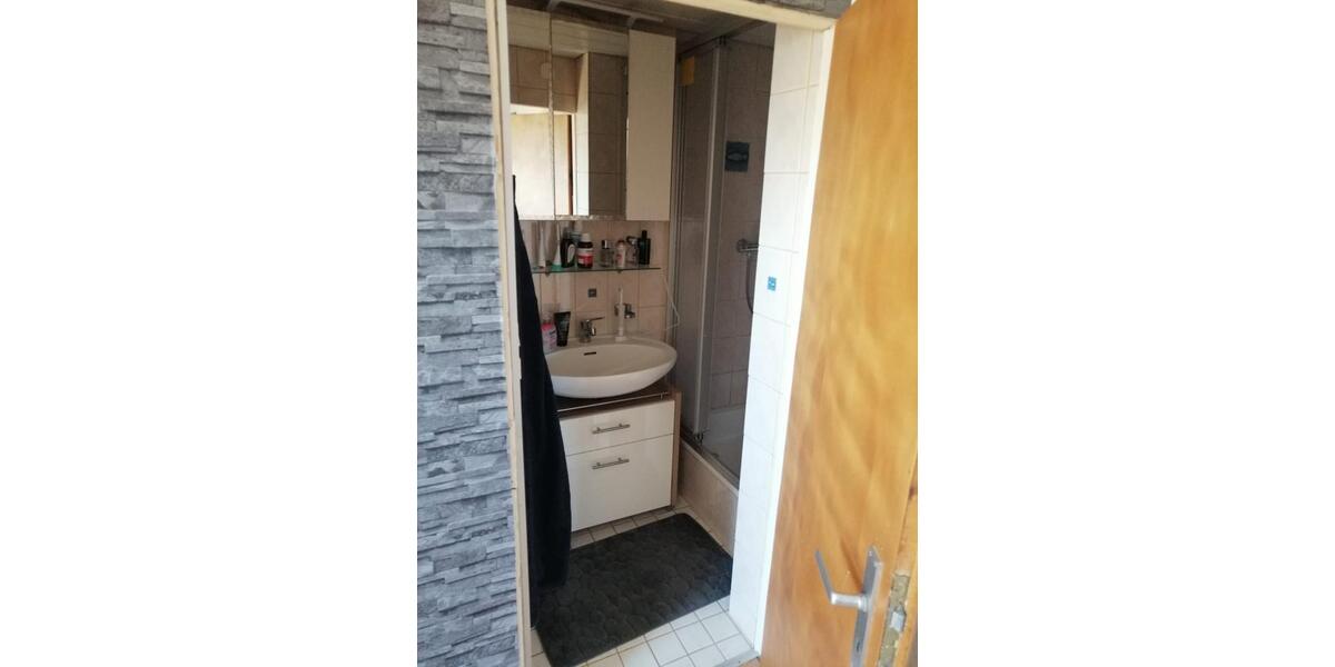 Dachgeschoßwohnung Lengede - 4 Zimmer, 50 m&sup2;, 410&euro; | Angebot:24785270