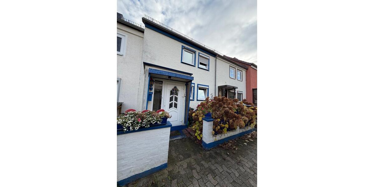 Reihenhaus Salzgitter Ortschaft Südost - 3 Zimmer, 100 m&sup2;, 100.000&euro; | Angebot:23818135