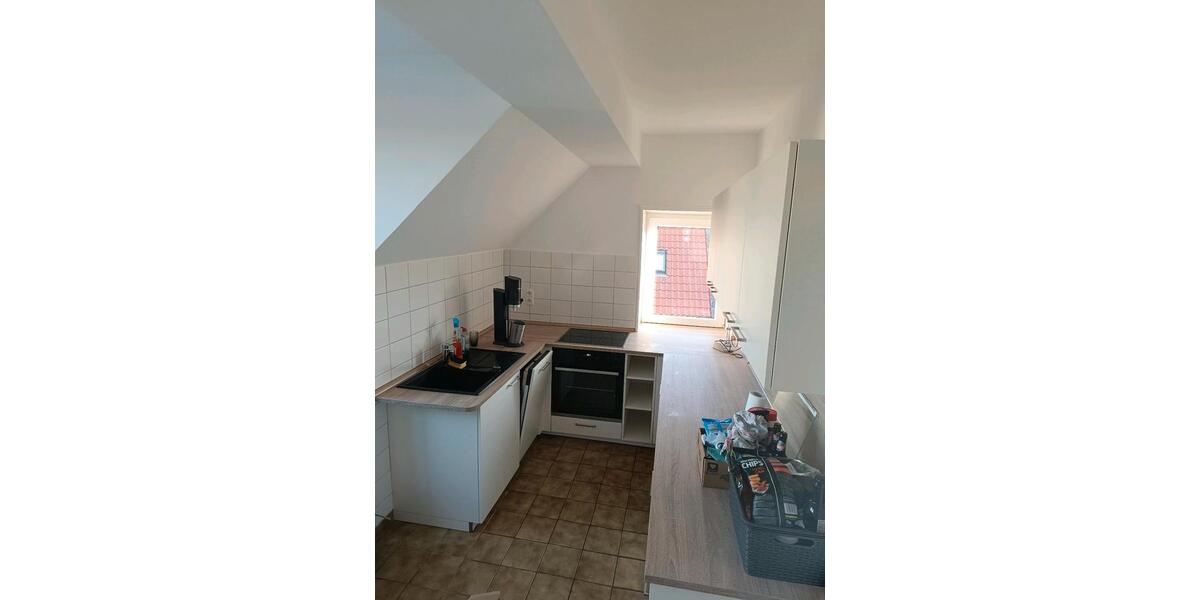 Dachgeschoßwohnung Braunschweig Wabe-Schunter-Beberbach - 3 Zimmer, 80 m&sup2;, 680&euro; | Angebot:25427725