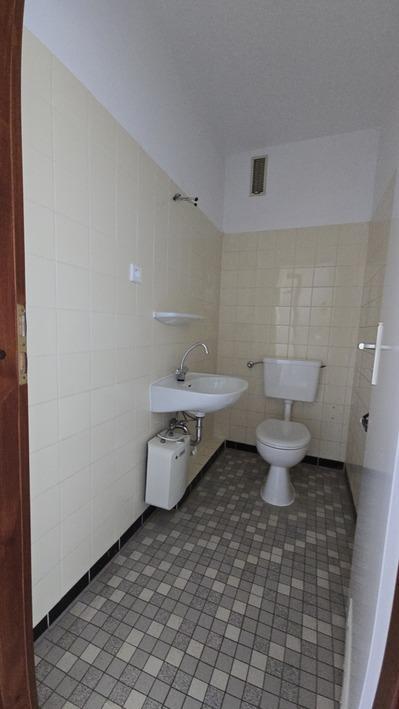 Helle und freundliche Wohnung mit praktischem Abstellraum und Loggia zimmer