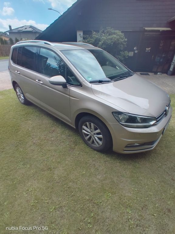 VW Touran 150.000 km 15.000 € Gifhorn 38518