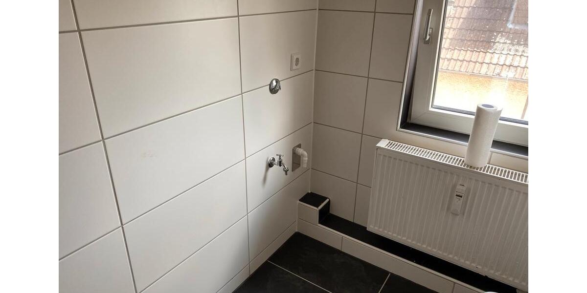 Dachgeschoßwohnung Wolfsburg Detmerode - 2.5 Zimmer, 61 m&sup2;, 600&euro; | Angebot:25081780