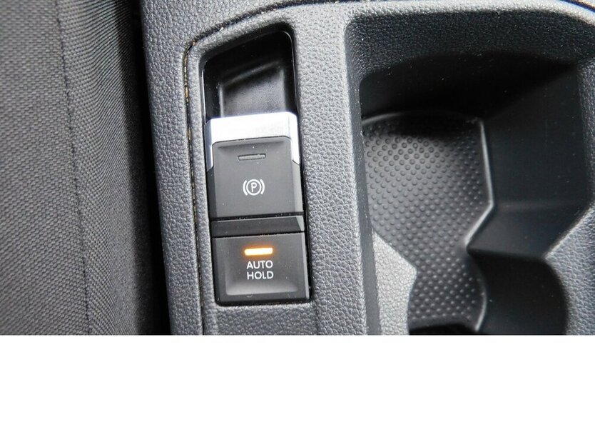 VW T-Roc 1.0 Life TSI BMT Navi Klima Alu 47.400 km 17.990 € Vordorf 38533