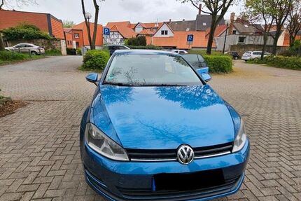 VW Golf 180.000 km 7.500 &euro; Königslutter Am Elm 38154