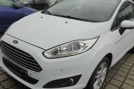 Ford Fiesta 74.800 km 6.890 € Wolfenbüttel 38304