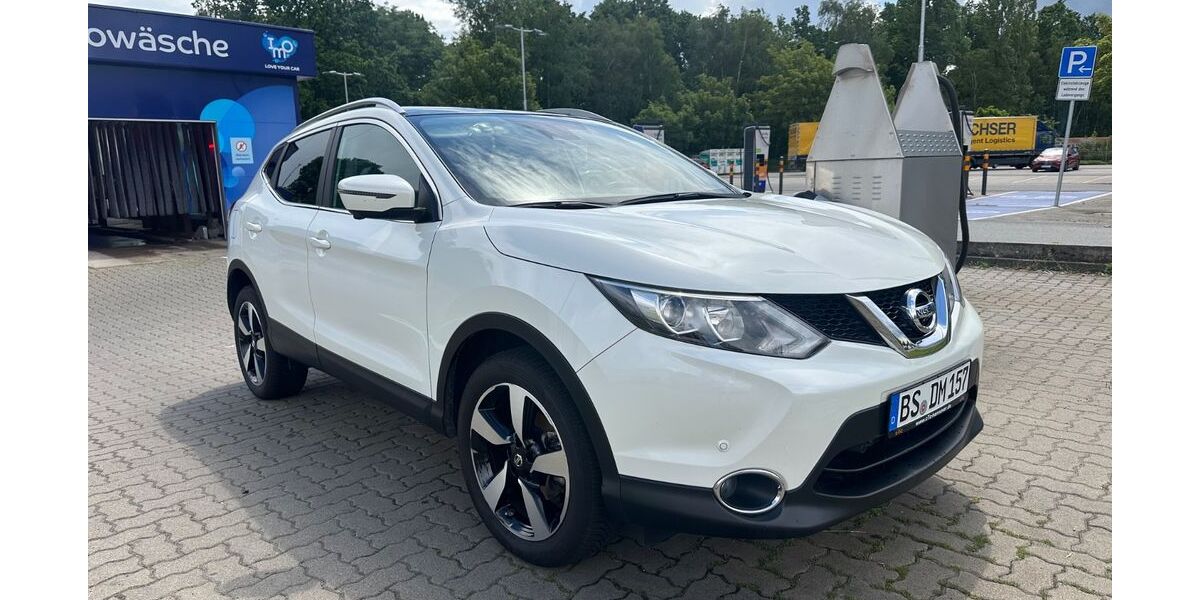 Nissan Qashqai 30.620 km 14.500 &euro; Braunschweig 38126