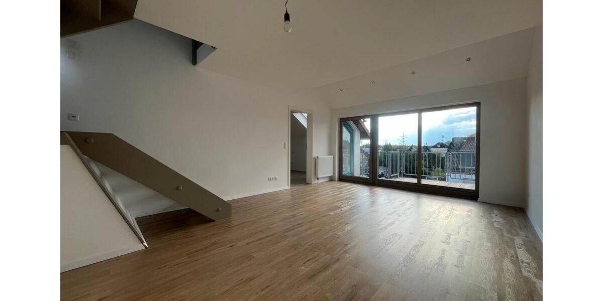 Dachgeschoßwohnung Braunschweig Wabe-Schunter-Beberbach - 3 Zimmer, 84 m&sup2;, 1.008&euro; | Angebot:25925818