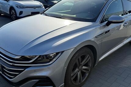 VW Arteon 61.121 km 28.990 &euro; Braunschweig 38122