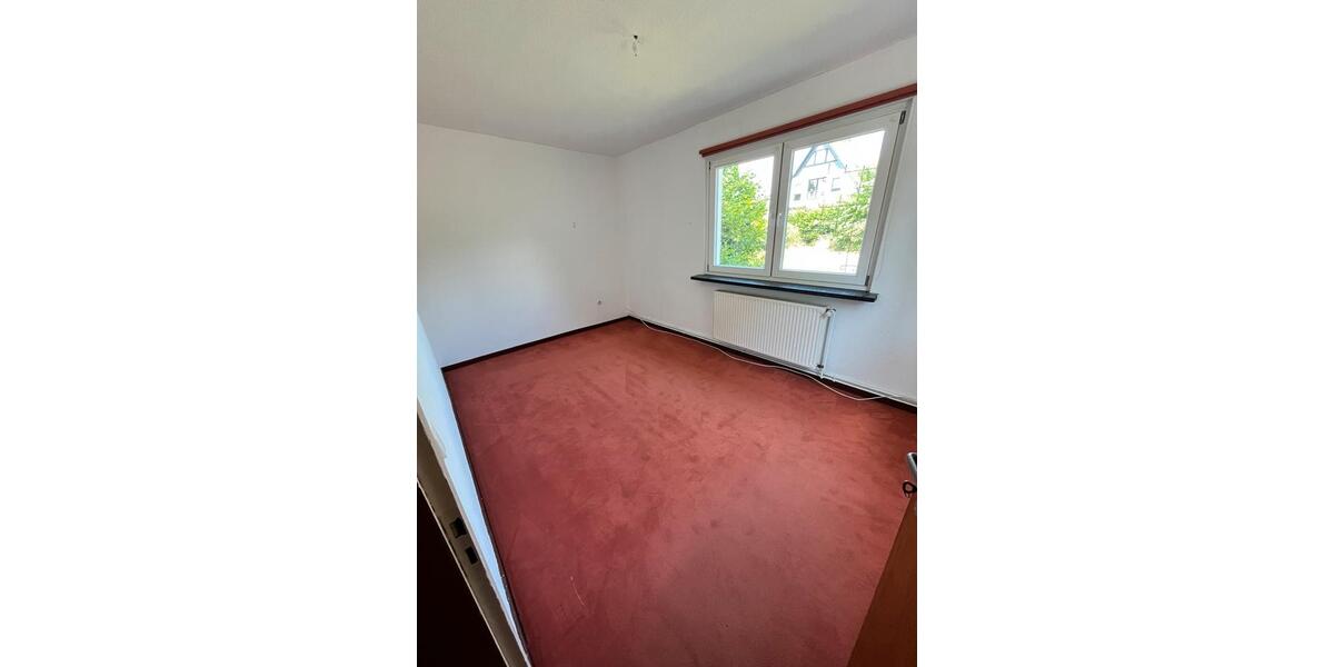 Einfamilienhaus Gifhorn - 8 Zimmer, 156 m&sup2;, 240.000&euro; | Angebot:25976893