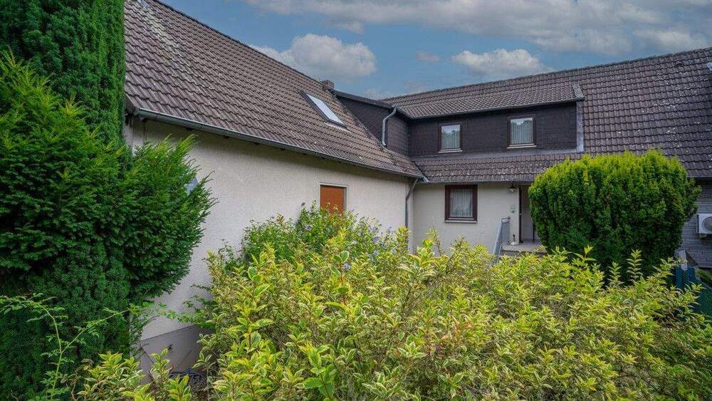 Doppelhaushälfte Liebenburg Groß Döhren - 9 Zimmer, 220 m&sup2;, 195.000&euro; | Angebot:25799585