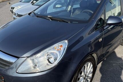 Opel Corsa 114.072 km 3.990 &euro; Salzgitter 38229