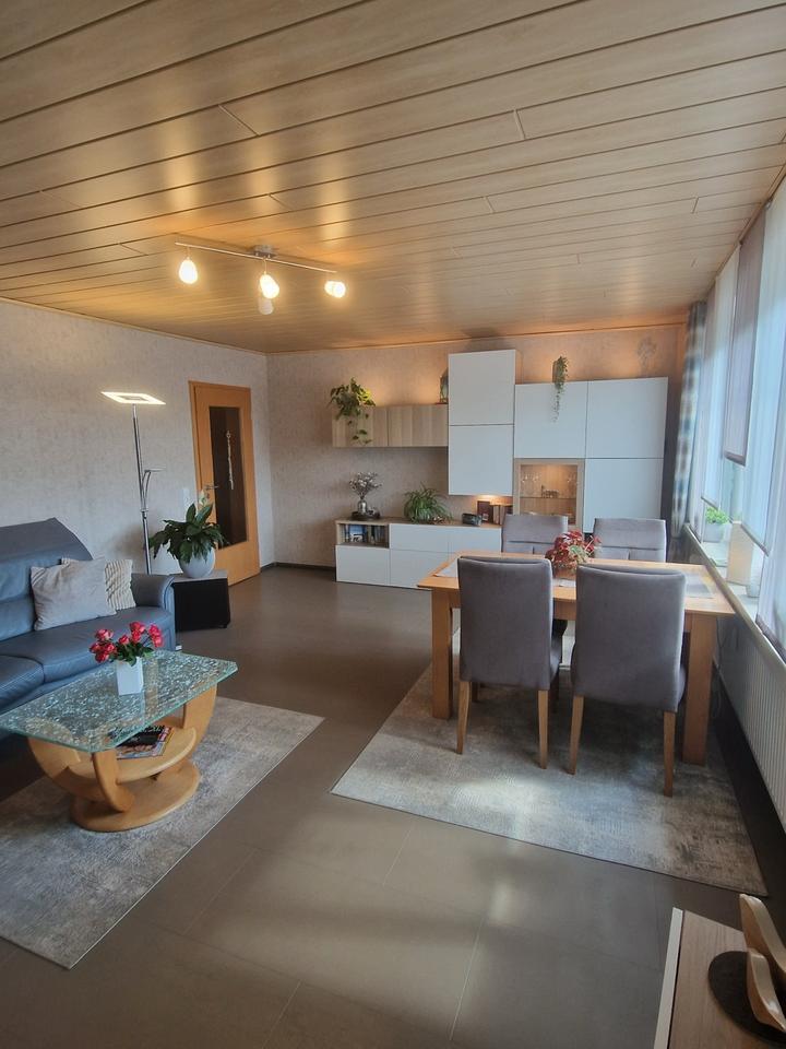 Modernisierte Wohnung mit Balkon - ohne Makler, flexibel nutzbar,