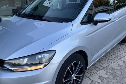 VW Touran 178.000 km 8.999 &euro; BRAUNSCHWEIG 38122
