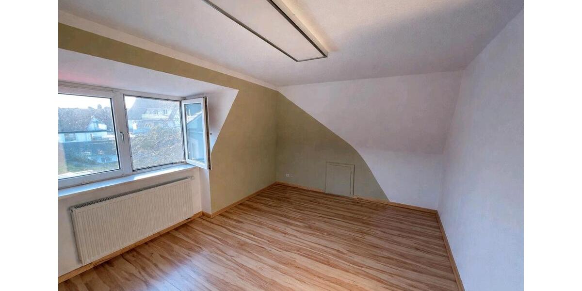 Einfamilienhaus Königslutter am Elm - 2 Zimmer, 120 m&sup2;, 1.000&euro; | Angebot:25422922