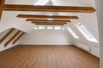 Dachgeschoßwohnung Cremlingen - 3 Zimmer, 150 m&sup2;, 1.650&euro; | Angebot:26552093