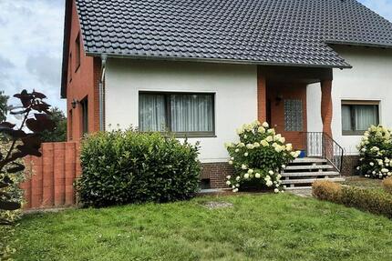 Haus Wendeburg - 10 Zimmer, 220 m&sup2;, 335.000&euro; | Angebot:26006110