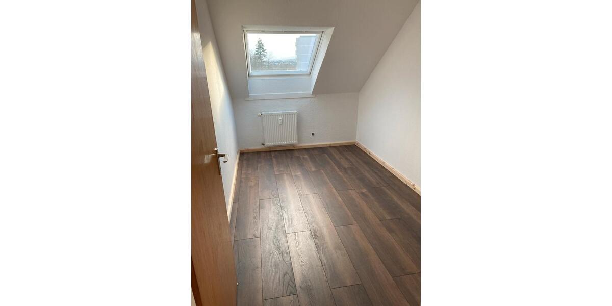 Dachgeschoßwohnung Wolfenbüttel - 2.5 Zimmer, 55 m&sup2;, 99.000&euro; | Angebot:27301057