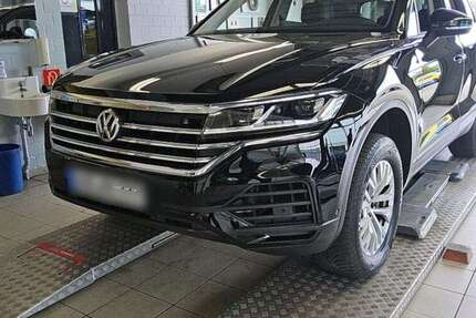 VW Touareg 75.000 km 35.890 € Braunschweig 38114