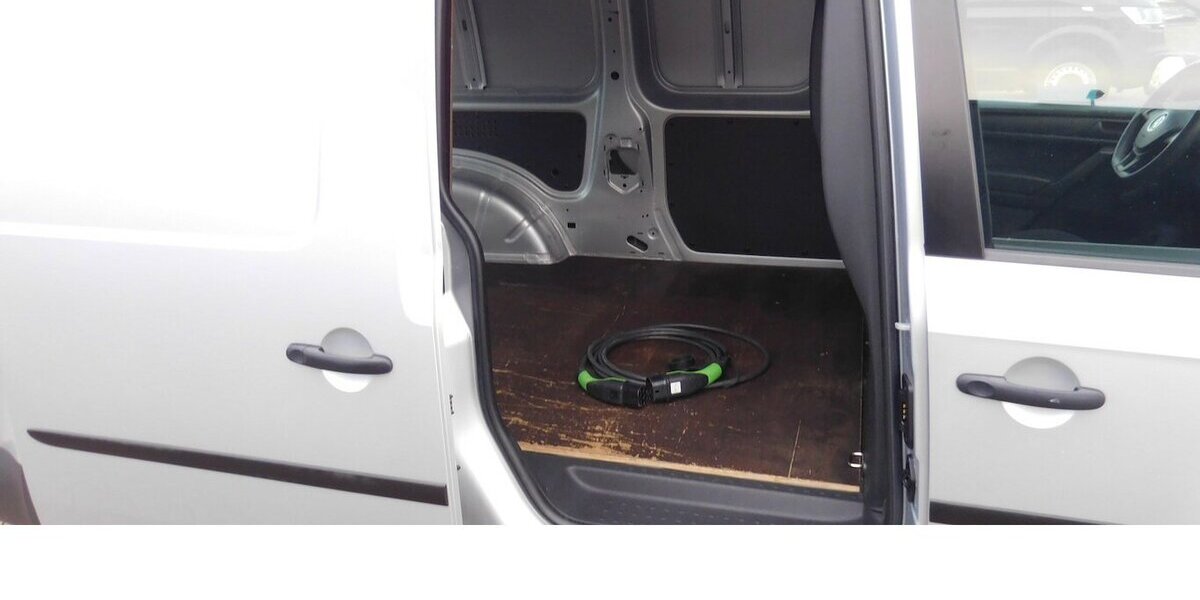 VW Caddy Maxi Abt-e Elektrik DSG Klima 7.900 km 12.990 &euro; Vordorf 38533