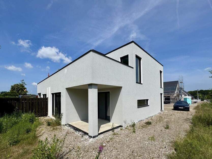 Erstbezug in Holle! Moderne Doppelhaushälfte für exklusives Wohnen 5 zimmer