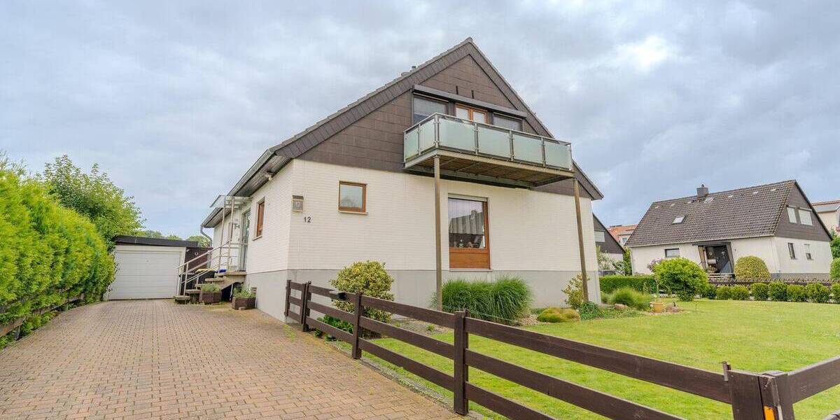 Großzügiges Zweifamilienhaus auf Sonnengrundstück 9 zimmer