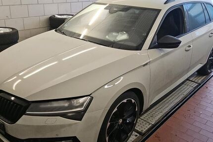 Skoda Superb 207.700 km 19.499 &euro; Peine 31226