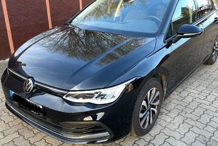 VW Golf 13.842 km 20.900 &euro; Braunschweig 38120
