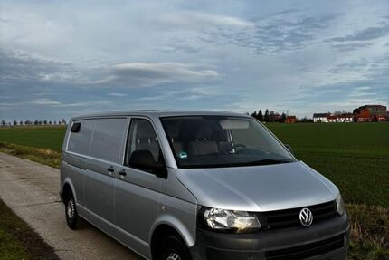 VW T5 Transporter 289.000 km 7.699 &euro; Schellerten 31174