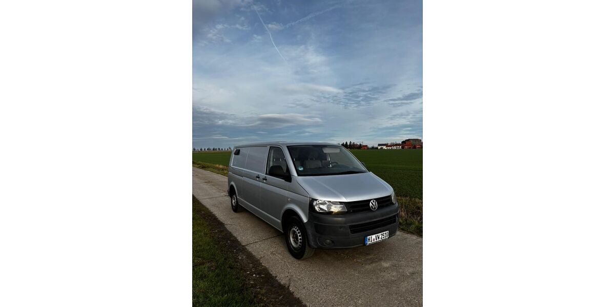VW T5 Transporter 289.000 km 7.699 &euro; Schellerten 31174