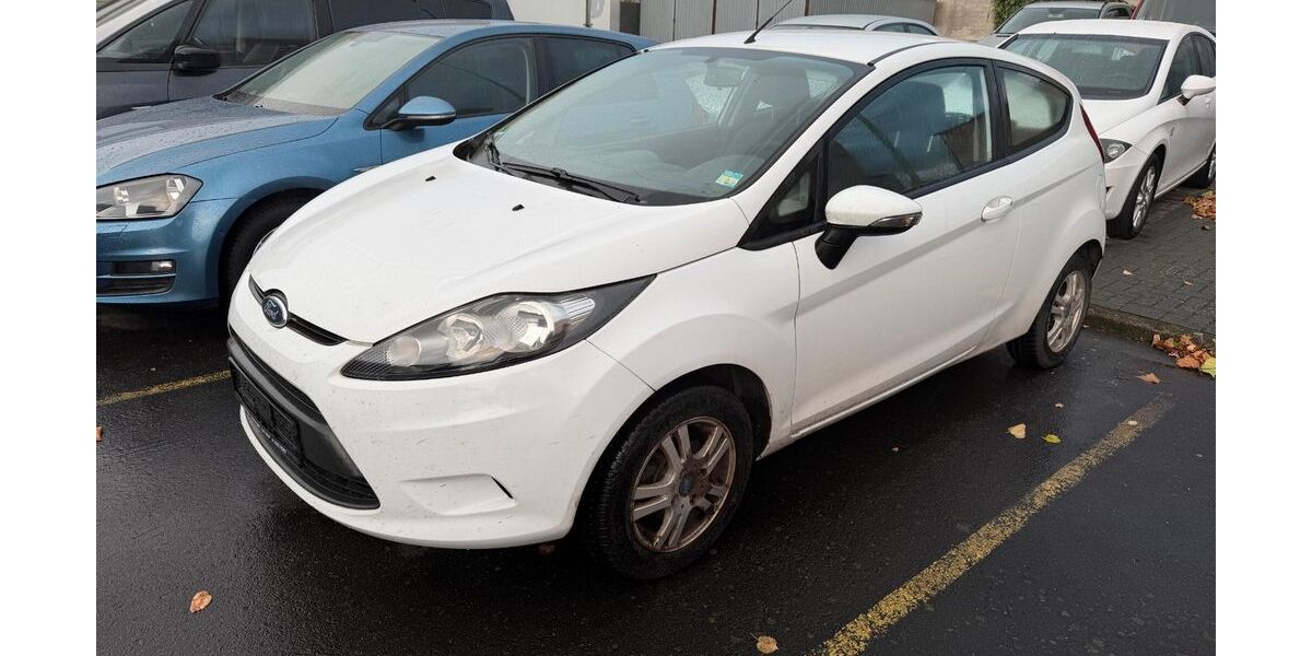 Ford Fiesta 238.300 km 1.270 &euro; Braunschweig 38112