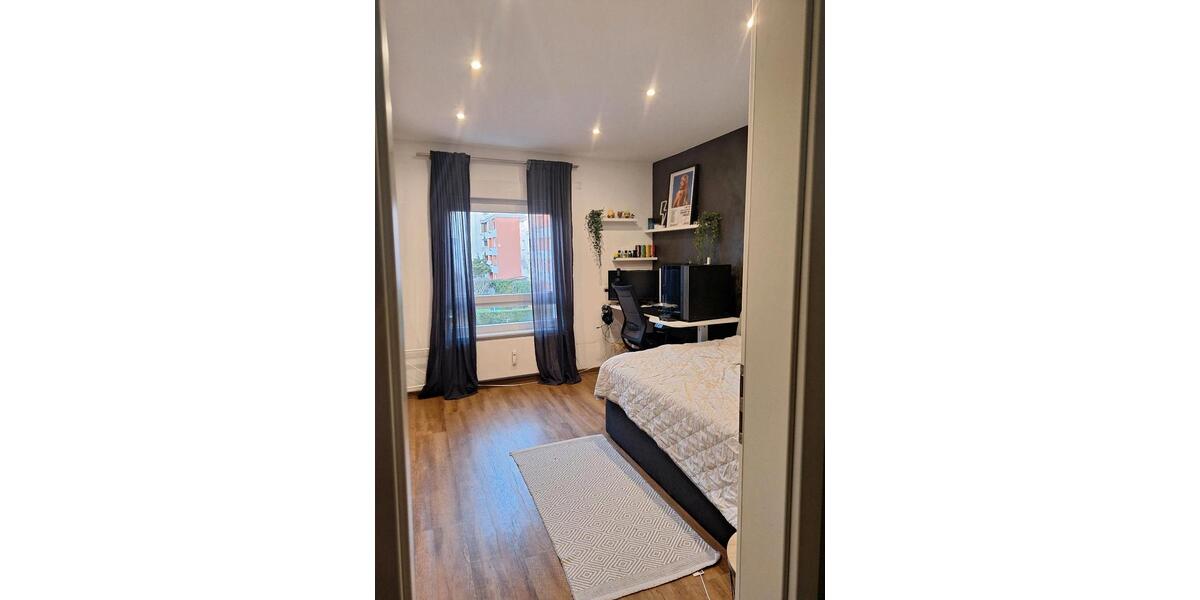 Etagenwohnung Wolfsburg Detmerode - 4 Zimmer, 99 m&sup2;, 210.000&euro; | Angebot:24610883