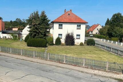 Haus Schladen-Werla Werla - 6 Zimmer, 130 m&sup2;, 1.300&euro; | Angebot:27607119