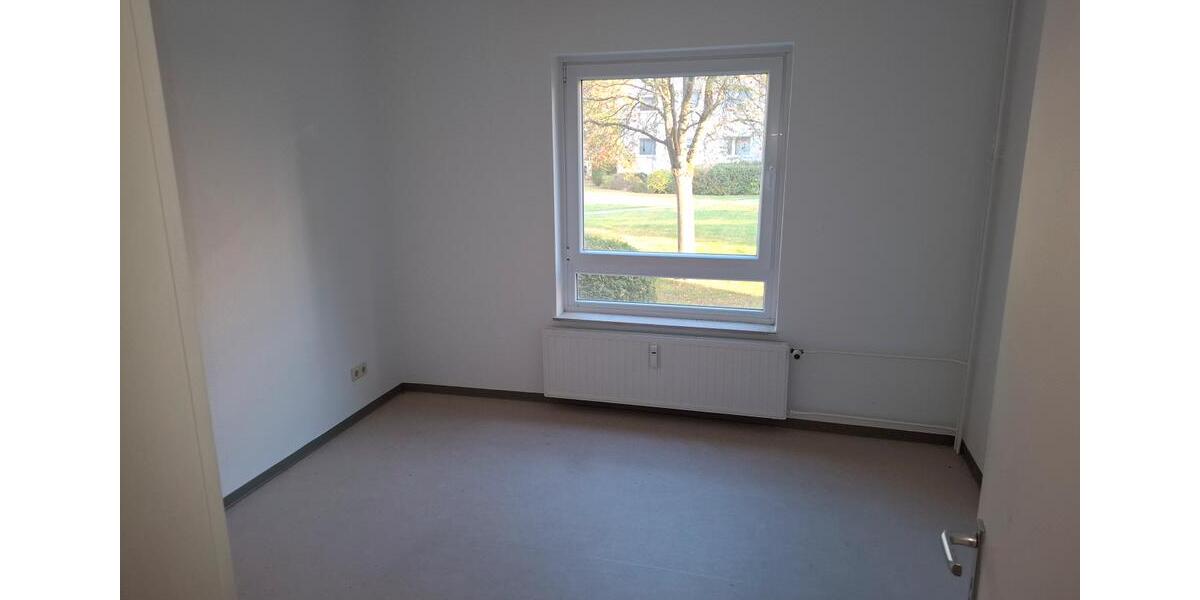 Erdgeschoßwohnung Wolfsburg Detmerode - 3 Zimmer, 79 m&sup2;, 130.000&euro; | Angebot:26262379