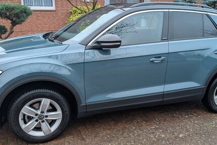 VW T-Roc 15.500 km 27.900 &euro; Wolfsburg 38446