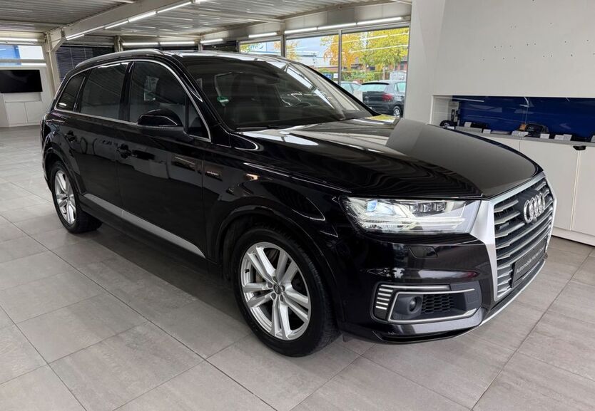 Audi Q7 192.000 km 28.490 € Braunschweig 38116