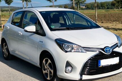 Toyota Yaris 107.000 km 11.999 &euro; Cremlingen 38162
