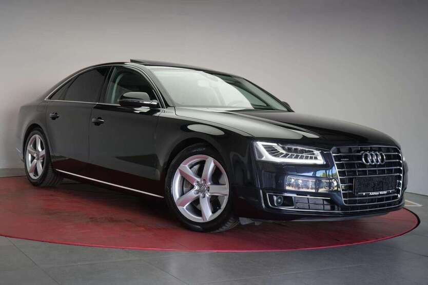 Audi A8 113.000 km 29.950 € Braunschweig 38110