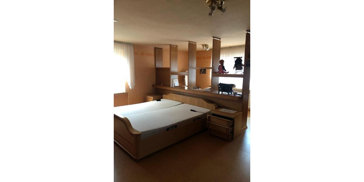 Einfamilienhaus Königslutter am Elm - 8.5 Zimmer, 240 m&sup2;, 210.000&euro; | Angebot:26979460