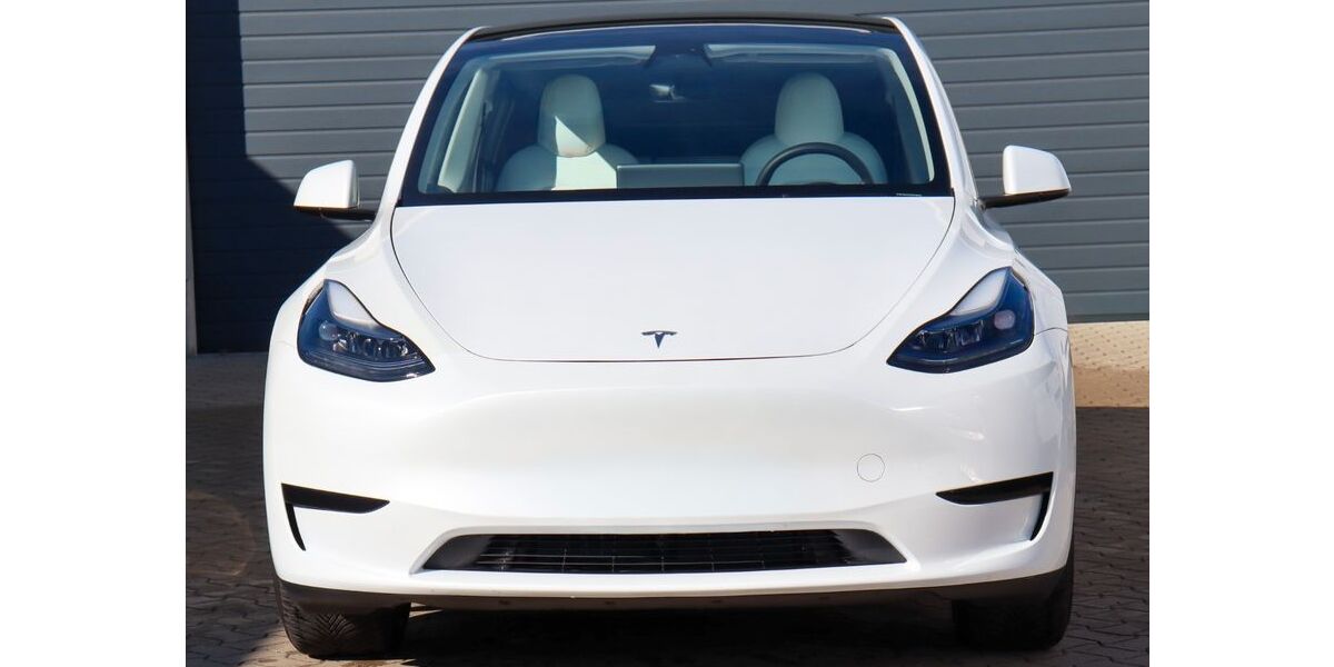 Tesla Model Y 59.000 km 34.900 € Braunschweig 38116