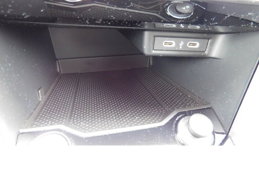 VW T-Roc 1.0 Life TSI BMT Navi Klima Alu 3.100 km 22.990 € Vordorf 38533