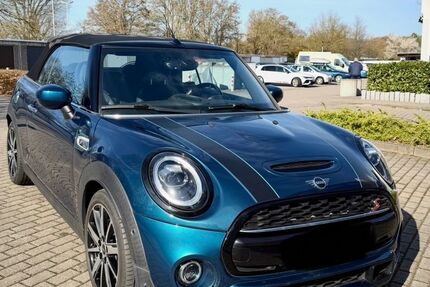 Mini Cooper S Cabrio 36.000 km 24.500 &euro; Braunschweig 38100