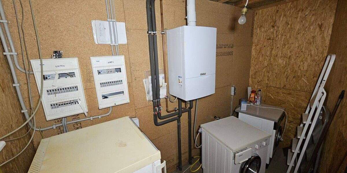 Mehrfamilienhaus, Wohnhaus Braunschweig / Waggum Waggum - 6 Zimmer, 135 m&sup2;, 197.500&euro; | Angebot:25736423