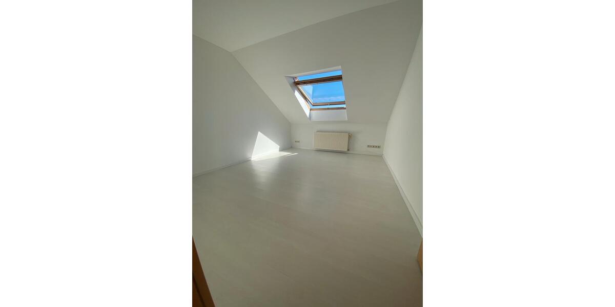 Dachgeschoßwohnung Wendeburg - 3 Zimmer, 88 m&sup2;, 249.000&euro; | Angebot:27273562