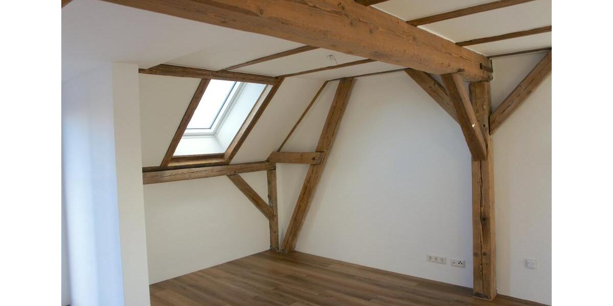 Etagenwohnung Edemissen - 1.5 Zimmer, 82 m&sup2;, 850&euro; | Angebot:25989953