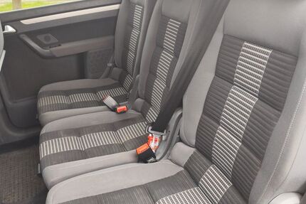 VW Touran 250.000 km 3.599 &euro; Salzgitter 38229