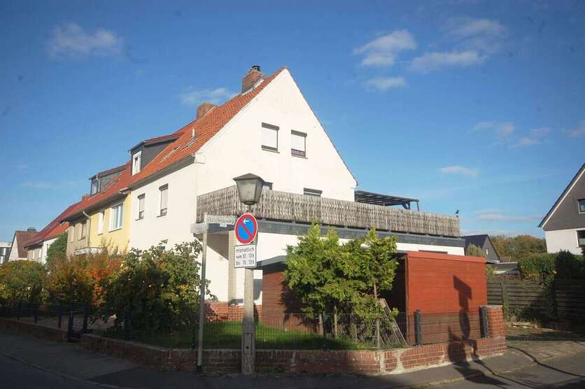 Wohnung zum Kaufen in Wolfsburg 159.000 € 106.8 m²
