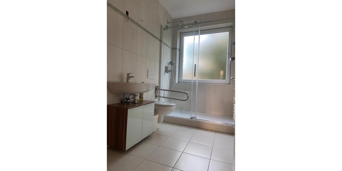 Etagenwohnung Salzgitter - 4 Zimmer, 74 m&sup2;, 135.000&euro; | Angebot:25613124