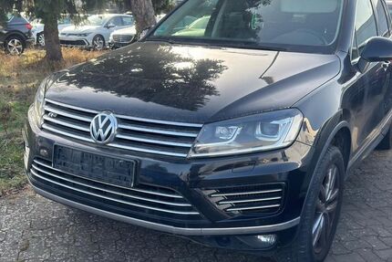VW Touareg 310.024 km 14.999 &euro; Braunschweig 38122