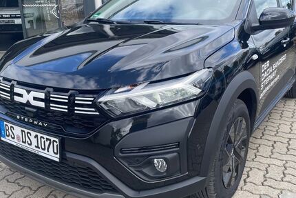 Dacia Sandero 1.804 km 18.590 € Braunschweig 38124